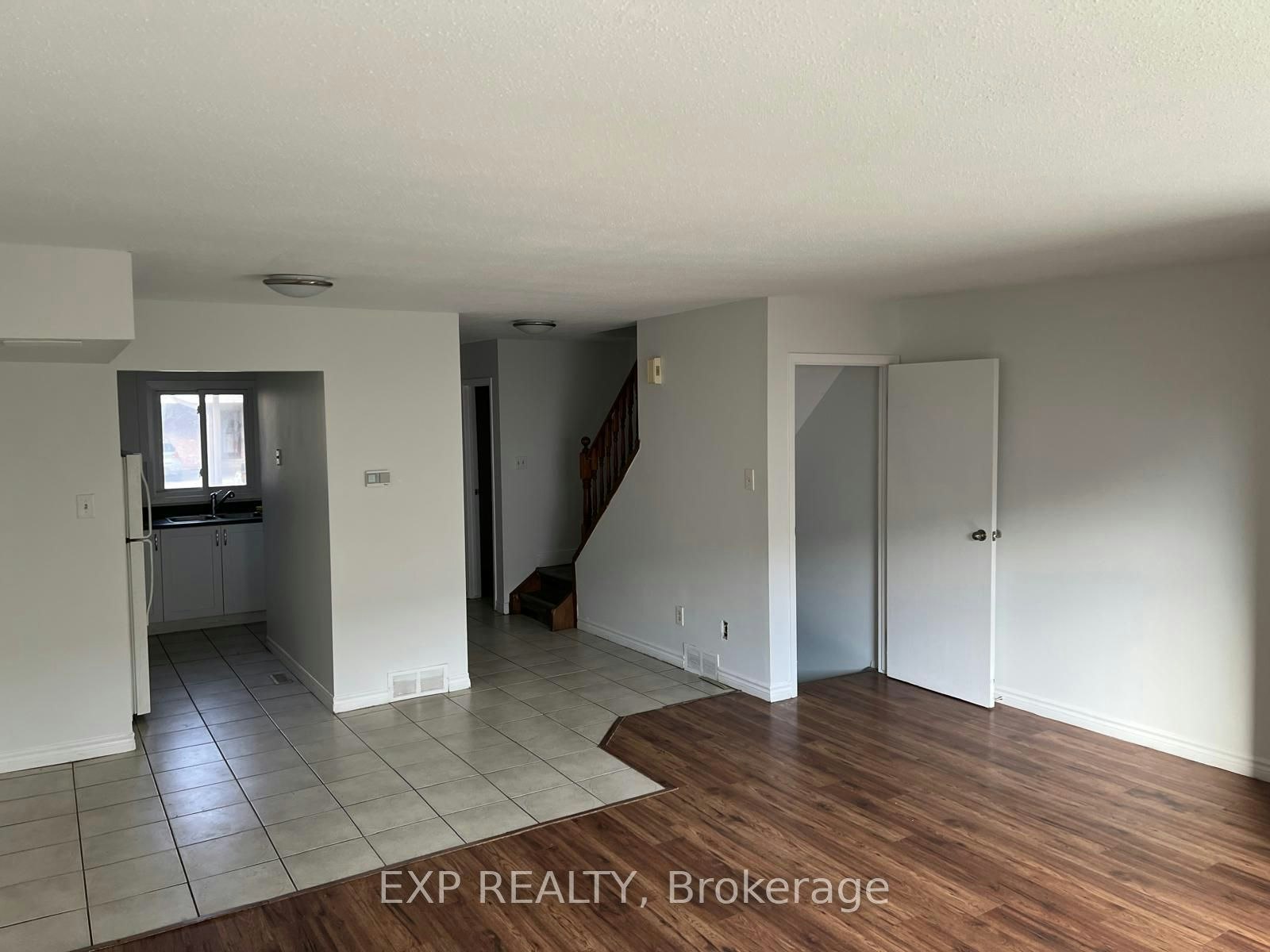 22-151 Bonaventure Drive, London, ON, N5V 4M1 - 11