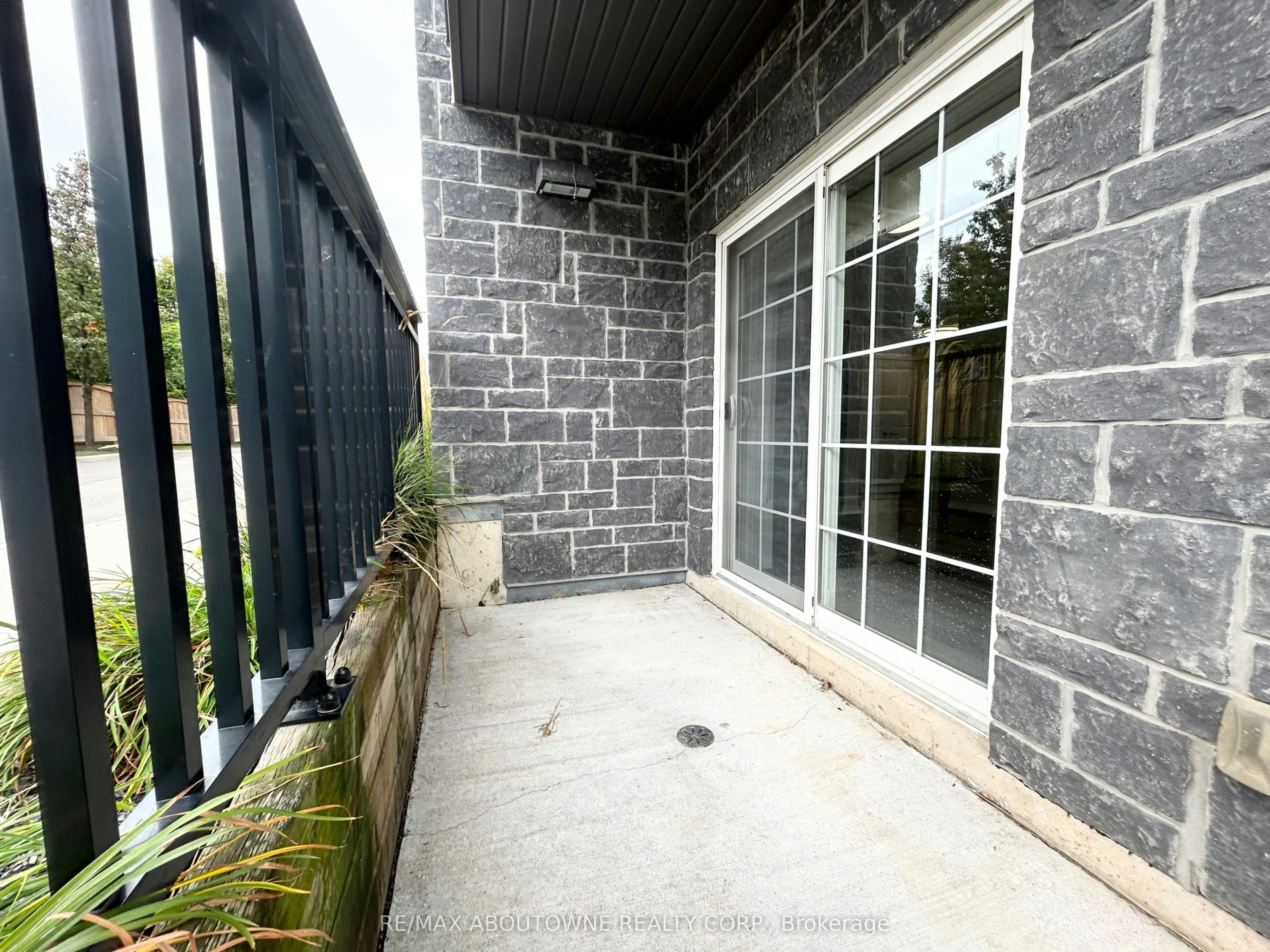 102-7 Rittenhouse Road, Kitchener, ON, N2E 2M8 - 19