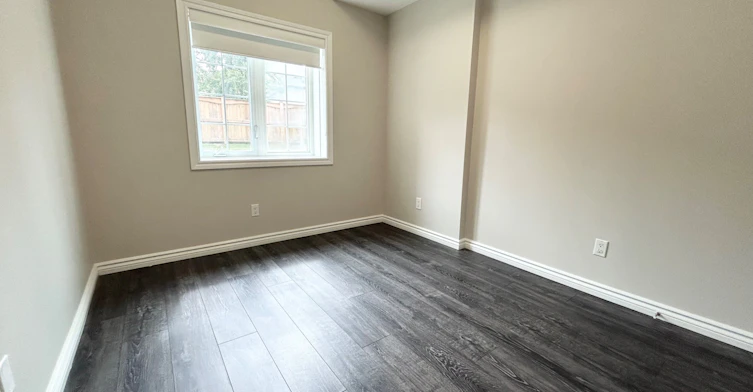 102-7 Rittenhouse Road, Kitchener, ON, N2E 2M8 - 12
