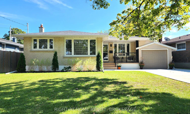 34 Densgrove Drive