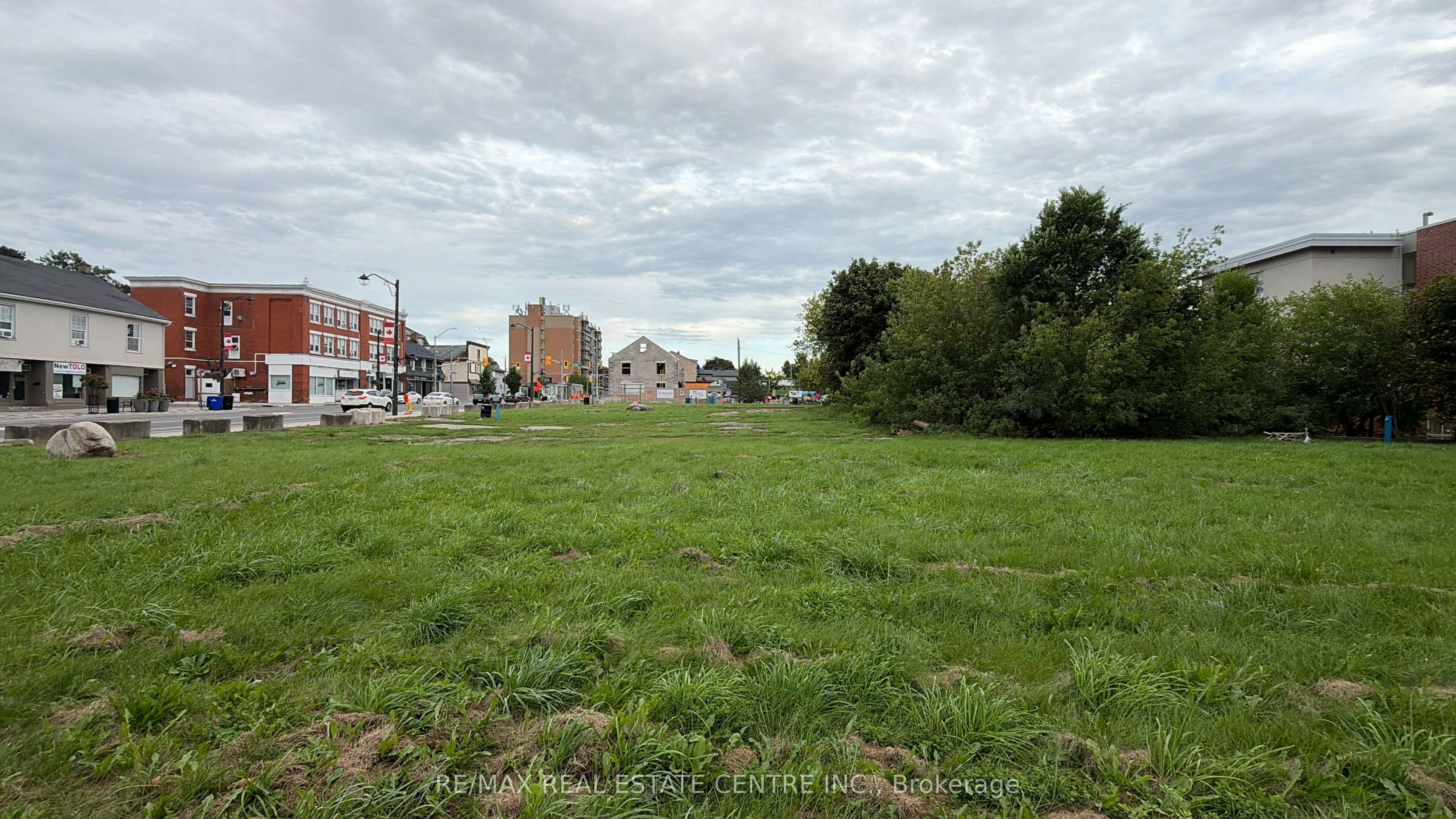 986 & 1030 King Street, Cambridge, ON, N3H 3P3