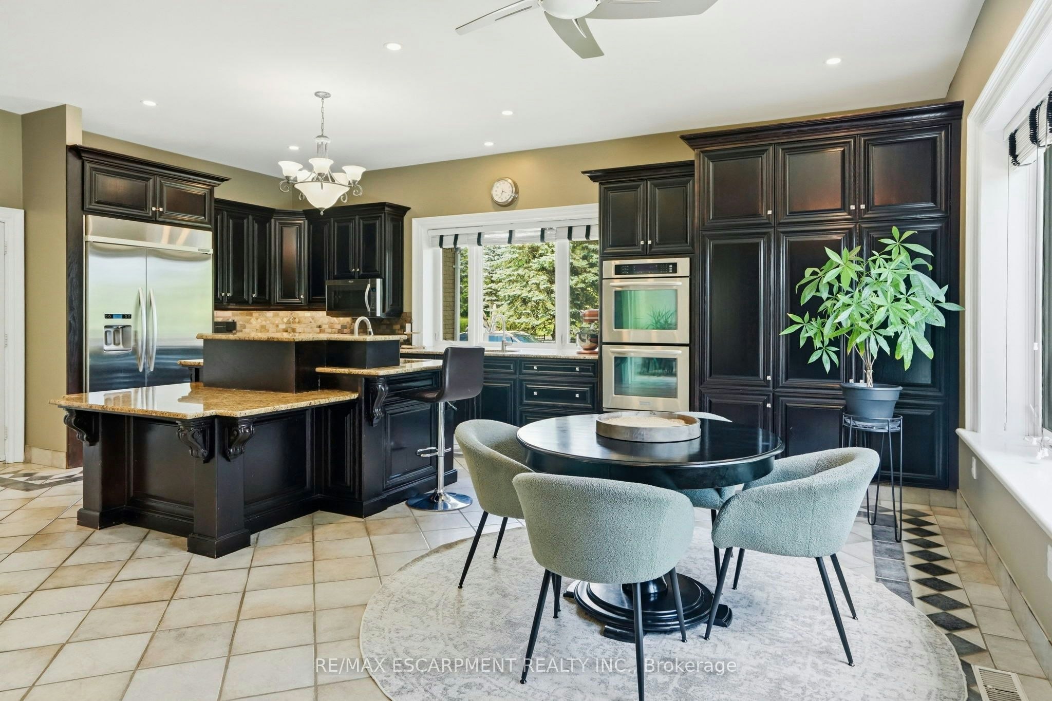 11 Palomino Drive, Hamilton, ON, L0R 1H3 - 17