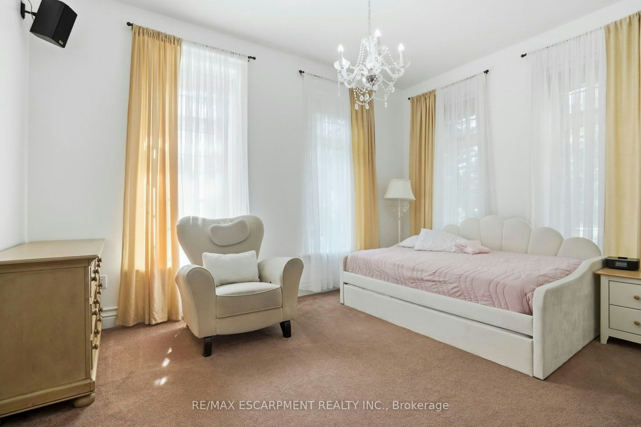 11 Palomino Drive, Hamilton, ON, L0R 1H3 - 32