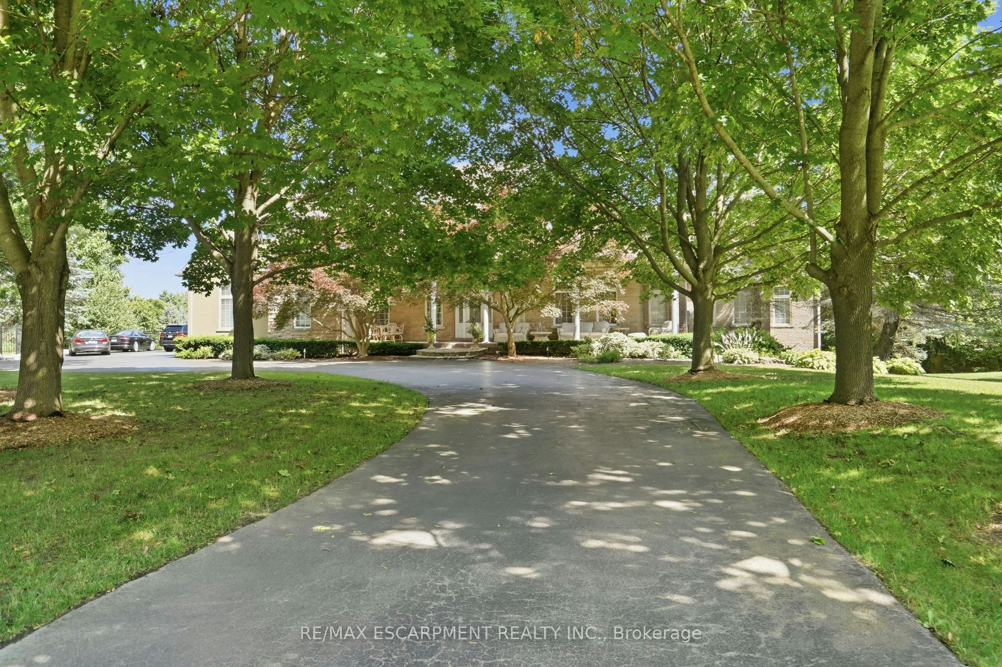 11 Palomino Drive, Hamilton, ON, L0R 1H3 - 2