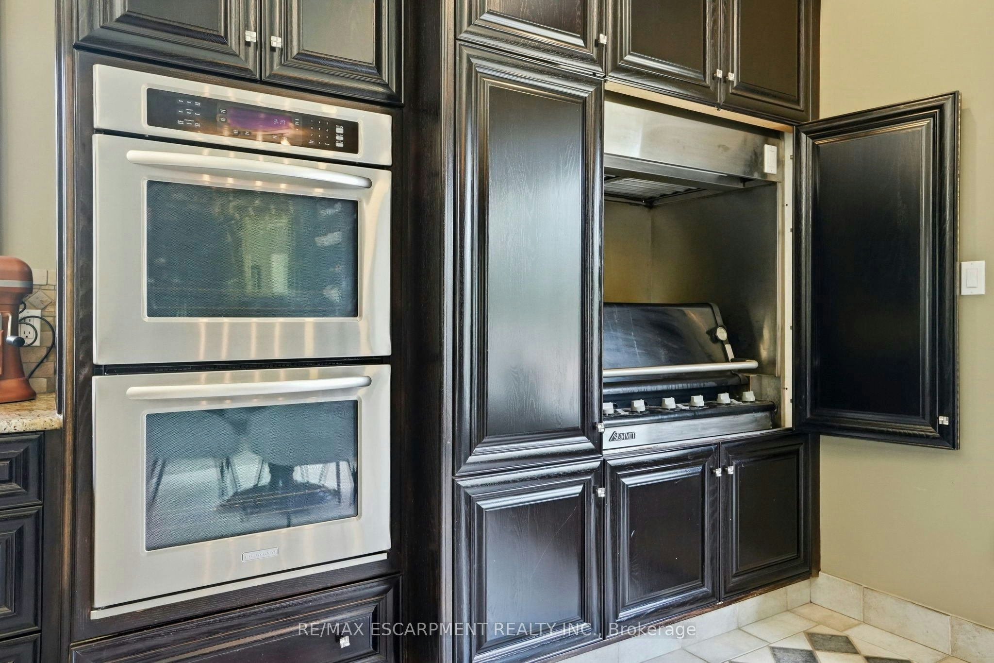 11 Palomino Drive, Hamilton, ON, L0R 1H3 - 16