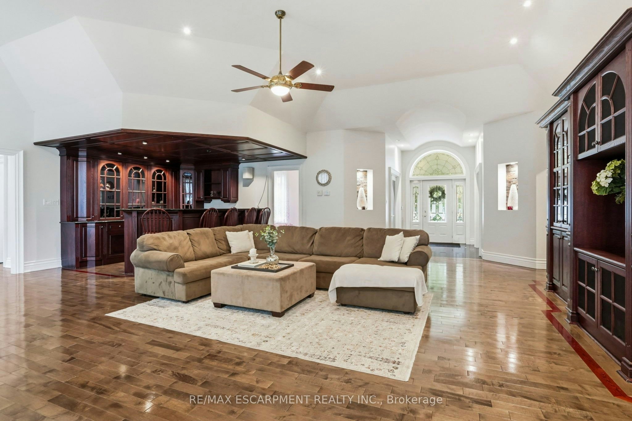 11 Palomino Drive, Hamilton, ON, L0R 1H3 - 10