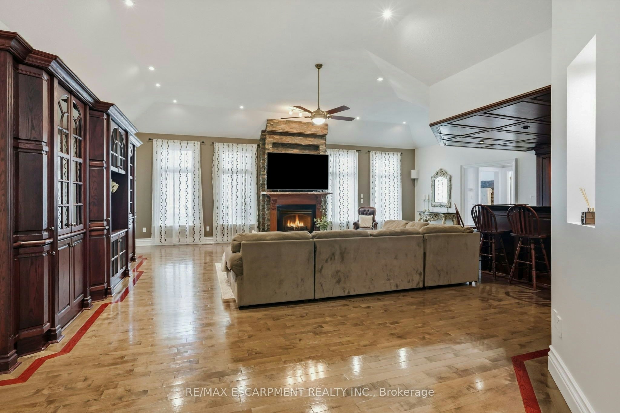 11 Palomino Drive, Hamilton, ON, L0R 1H3 - 7