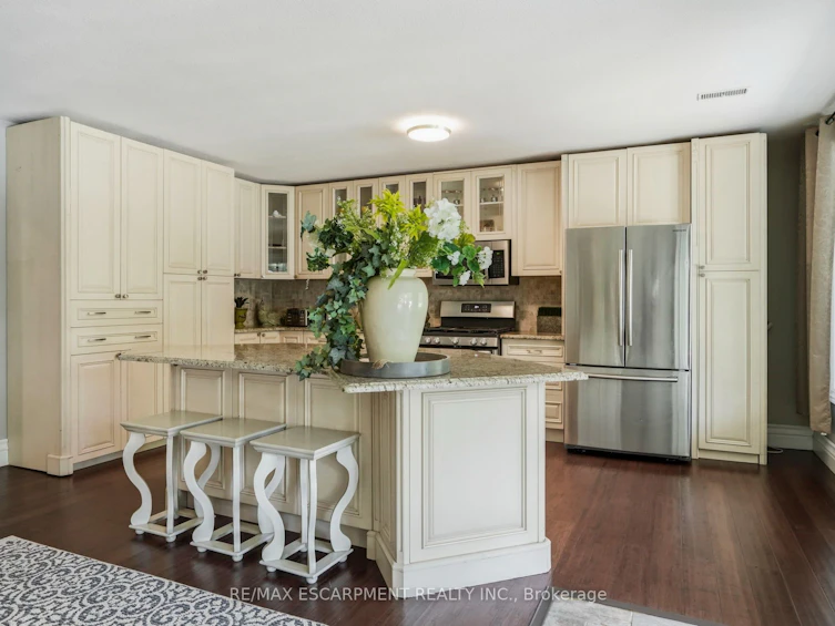 11 Palomino Drive, Hamilton, ON, L0R 1H3 - 41