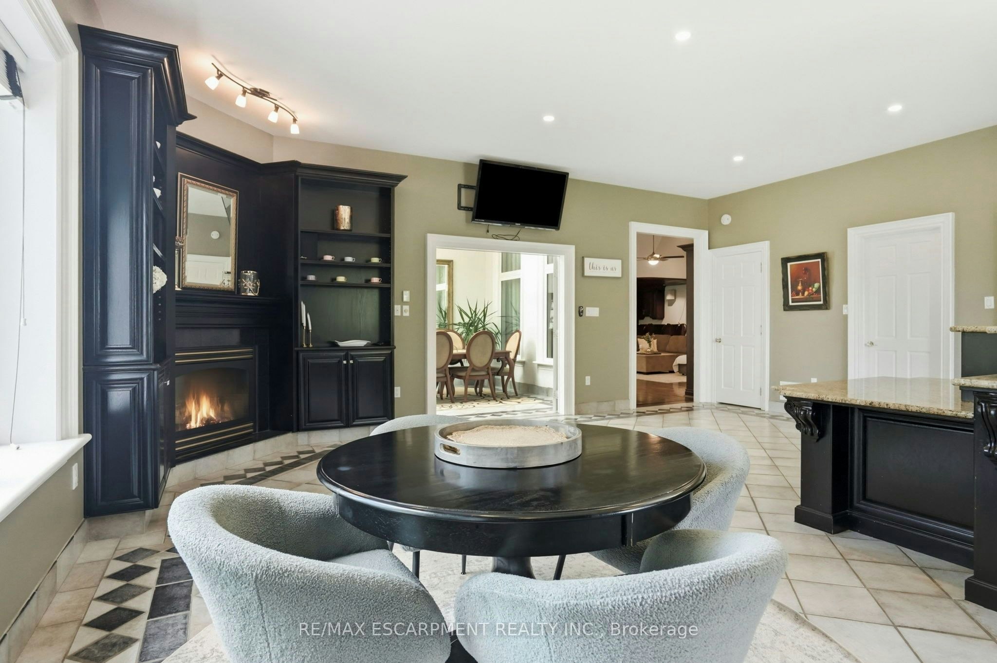 11 Palomino Drive, Hamilton, ON, L0R 1H3 - 18