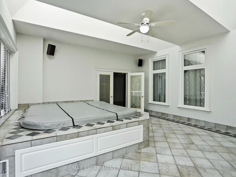 11 Palomino Drive, Hamilton, ON, L0R 1H3 - 28
