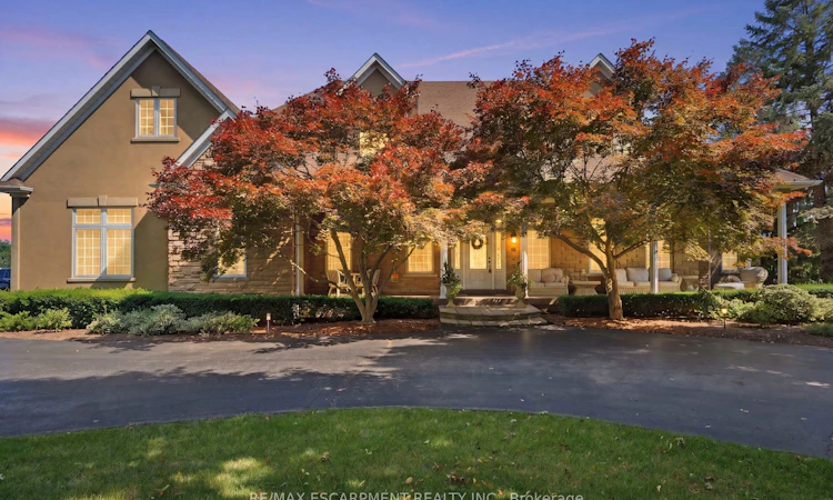 11 Palomino Drive