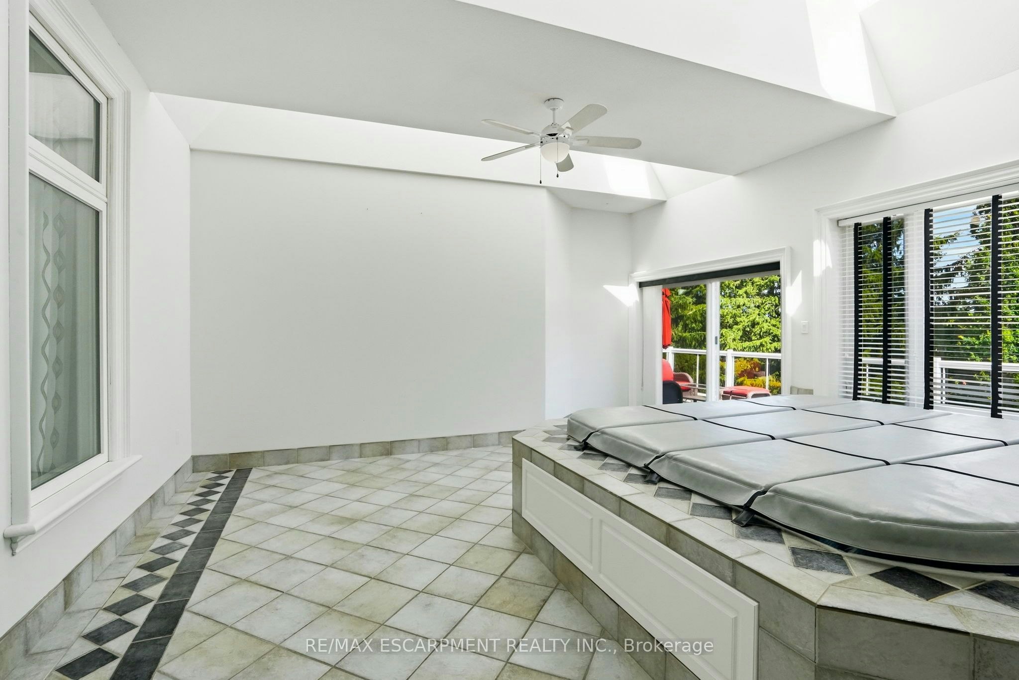11 Palomino Drive, Hamilton, ON, L0R 1H3 - 27
