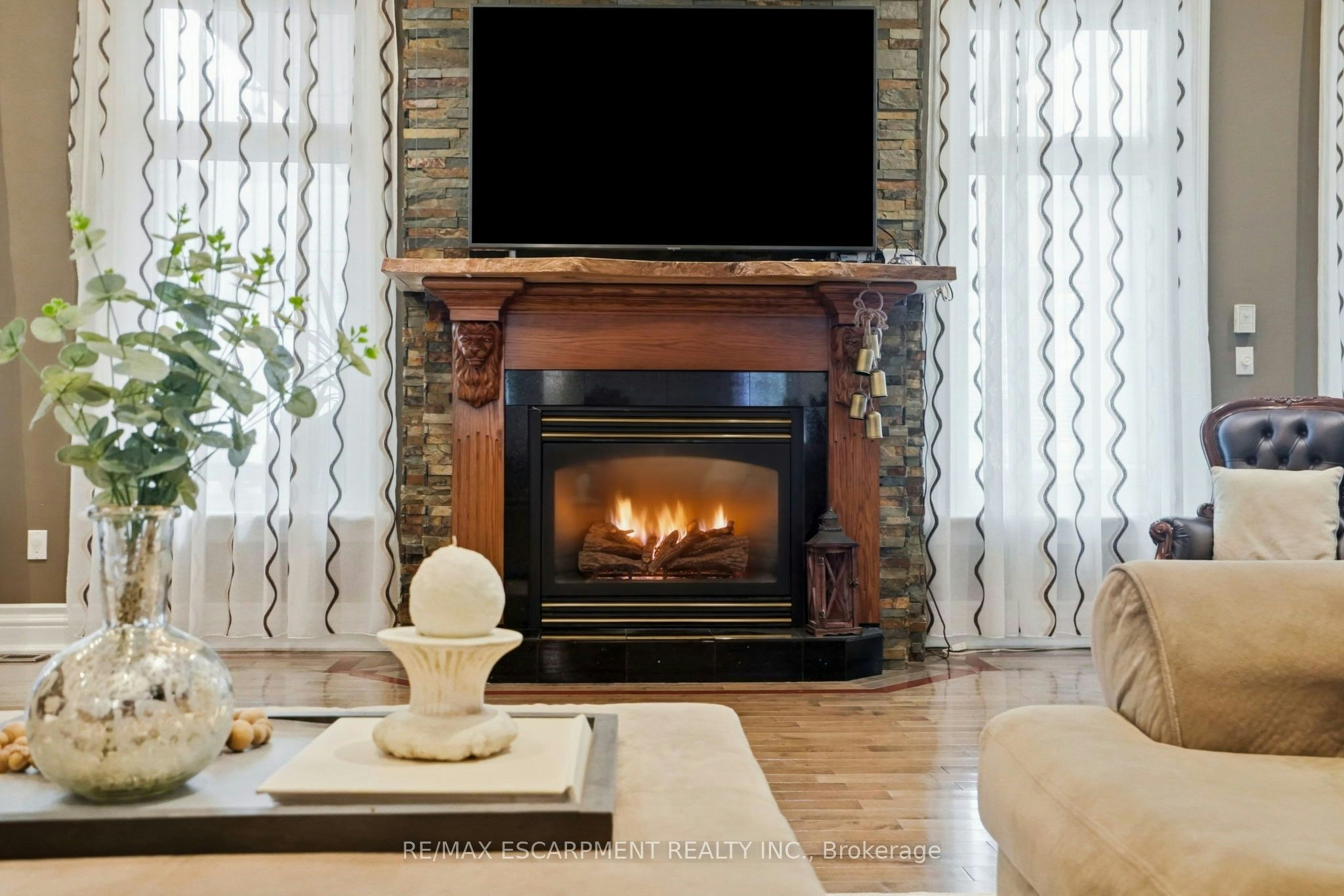 11 Palomino Drive, Hamilton, ON, L0R 1H3 - 9