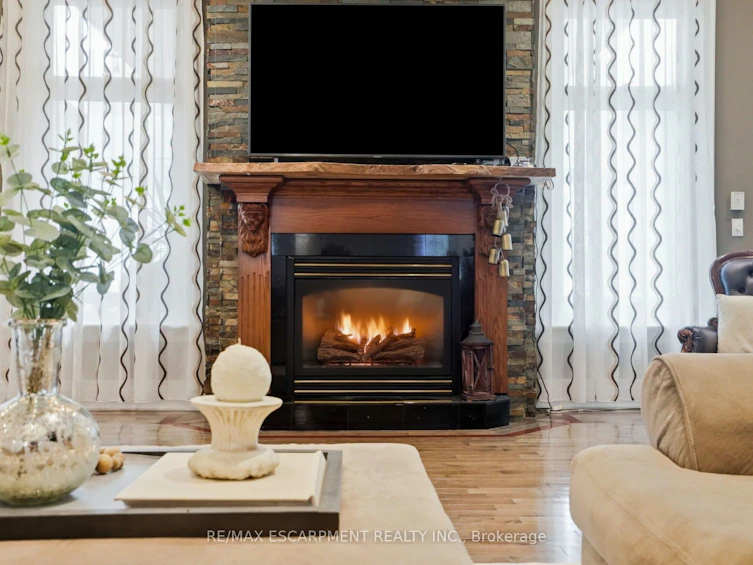 11 Palomino Drive, Hamilton, ON, L0R 1H3 - 9