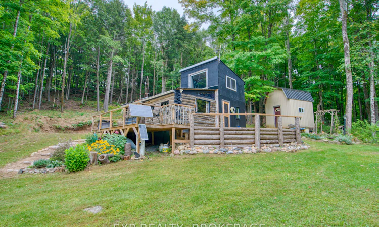 1316 Bolton Lane