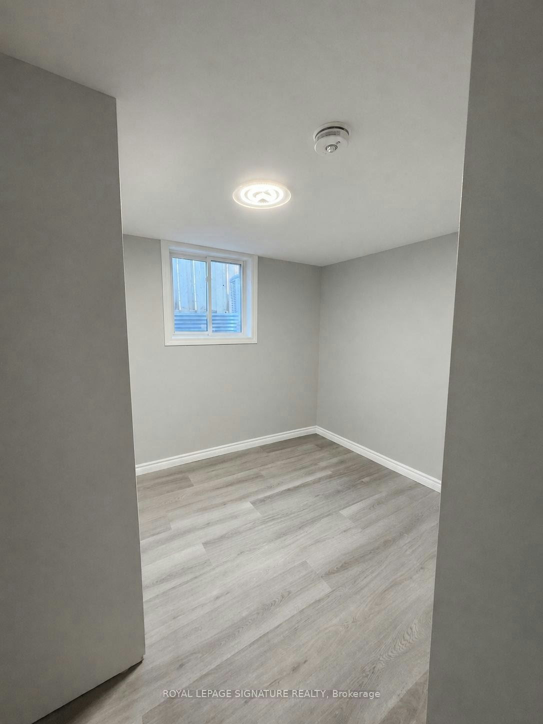 521 Havelock Drive, Waterloo, ON, N2L 4N8 - 8