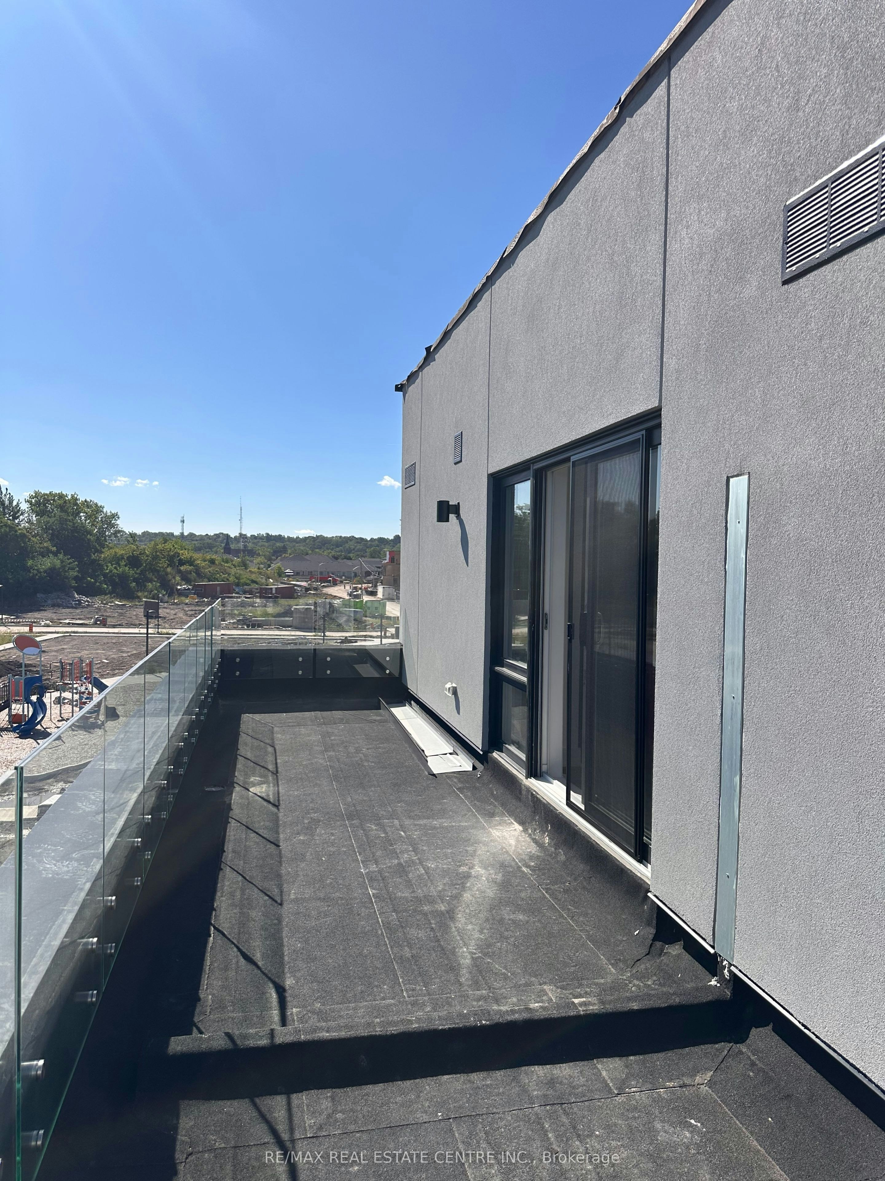 200 Ellis Avenue, St. Catharines, ON, L2P 0H2 - 24