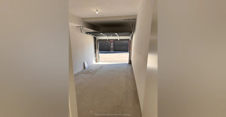 200 Ellis Avenue, St. Catharines, ON, L2P 0H2 - 7