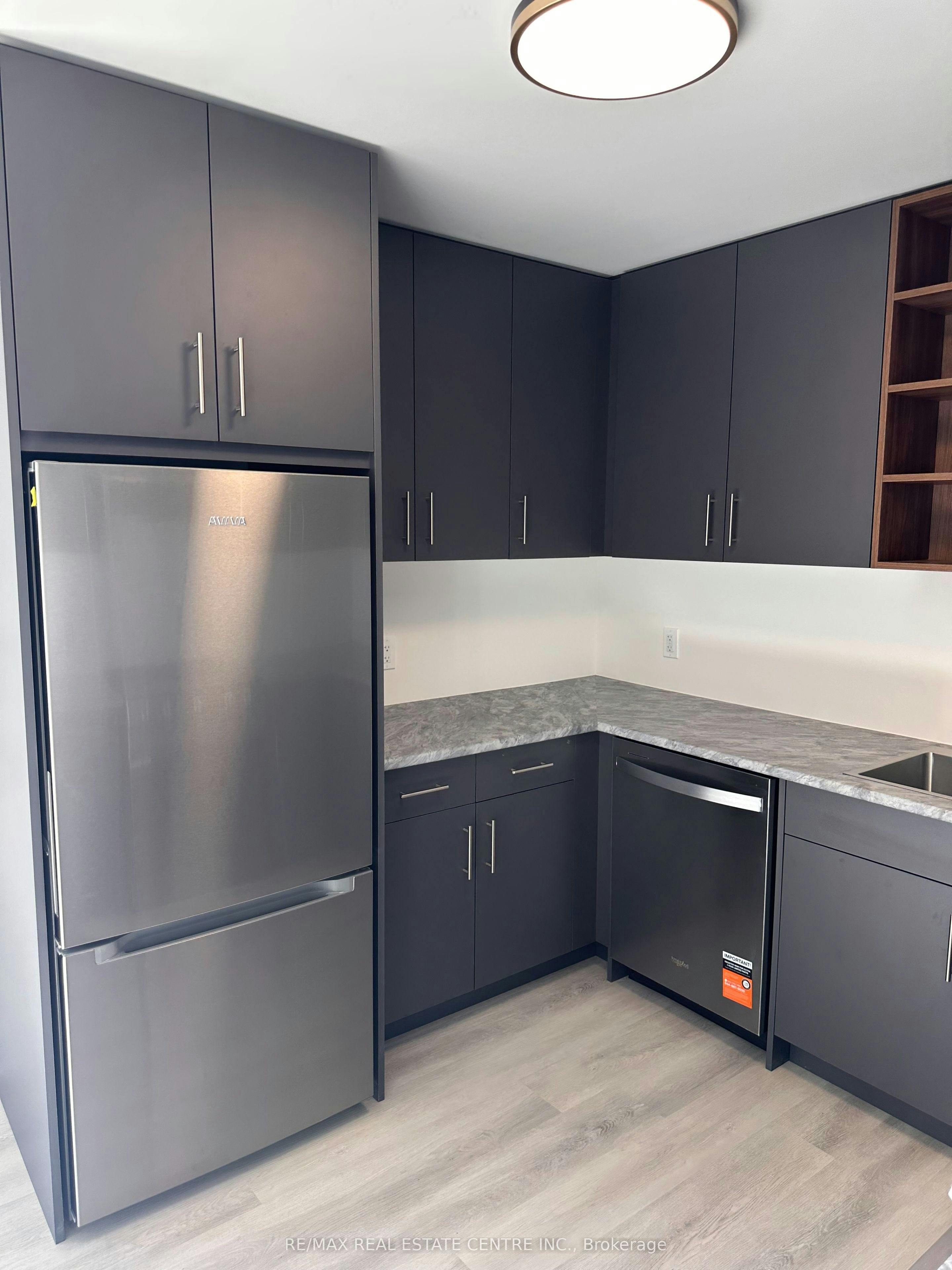 200 Ellis Avenue, St. Catharines, ON, L2P 0H2 - 11