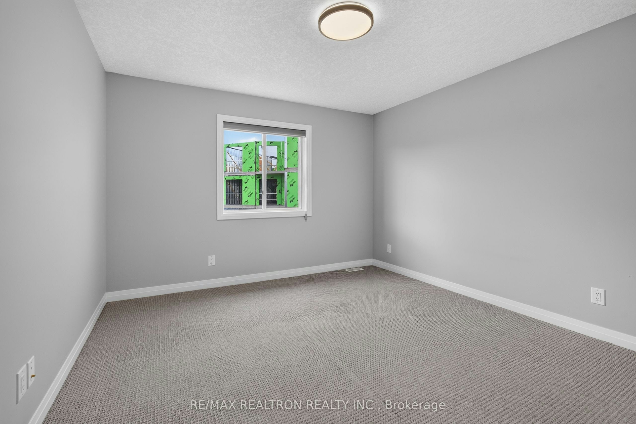 401 Woolwich Street, Waterloo, ON, N2K 0E8 - 39