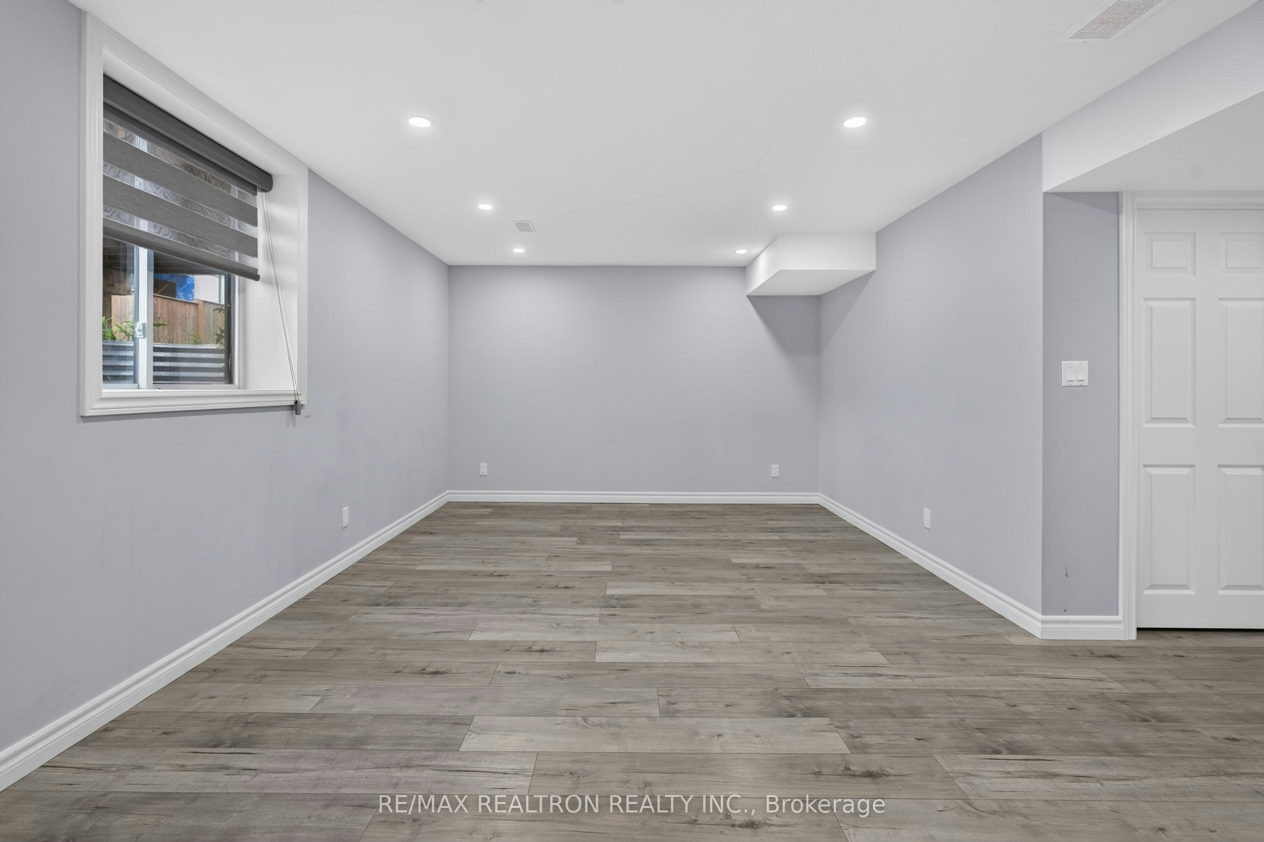 401 Woolwich Street, Waterloo, ON, N2K 0E8 - 44