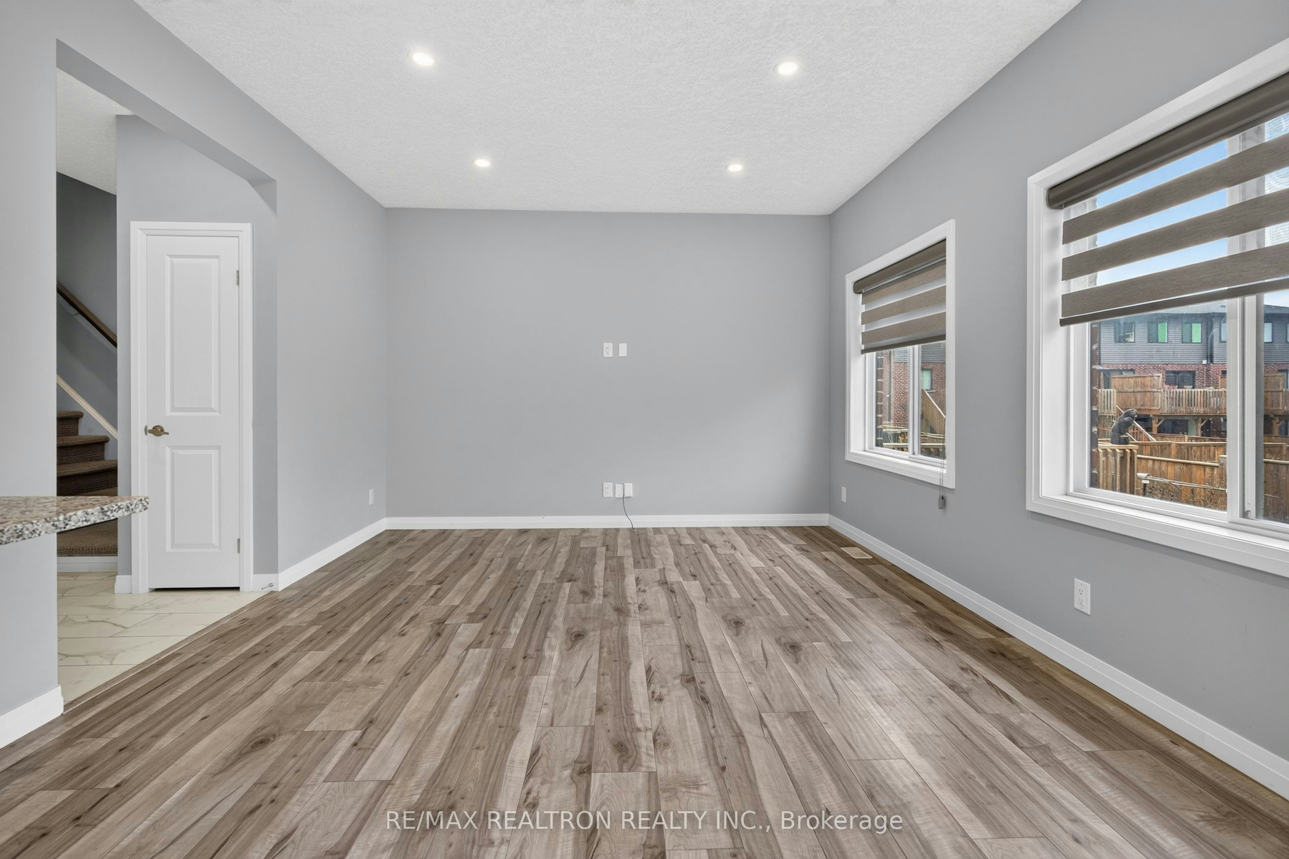 401 Woolwich Street, Waterloo, ON, N2K 0E8 - 27
