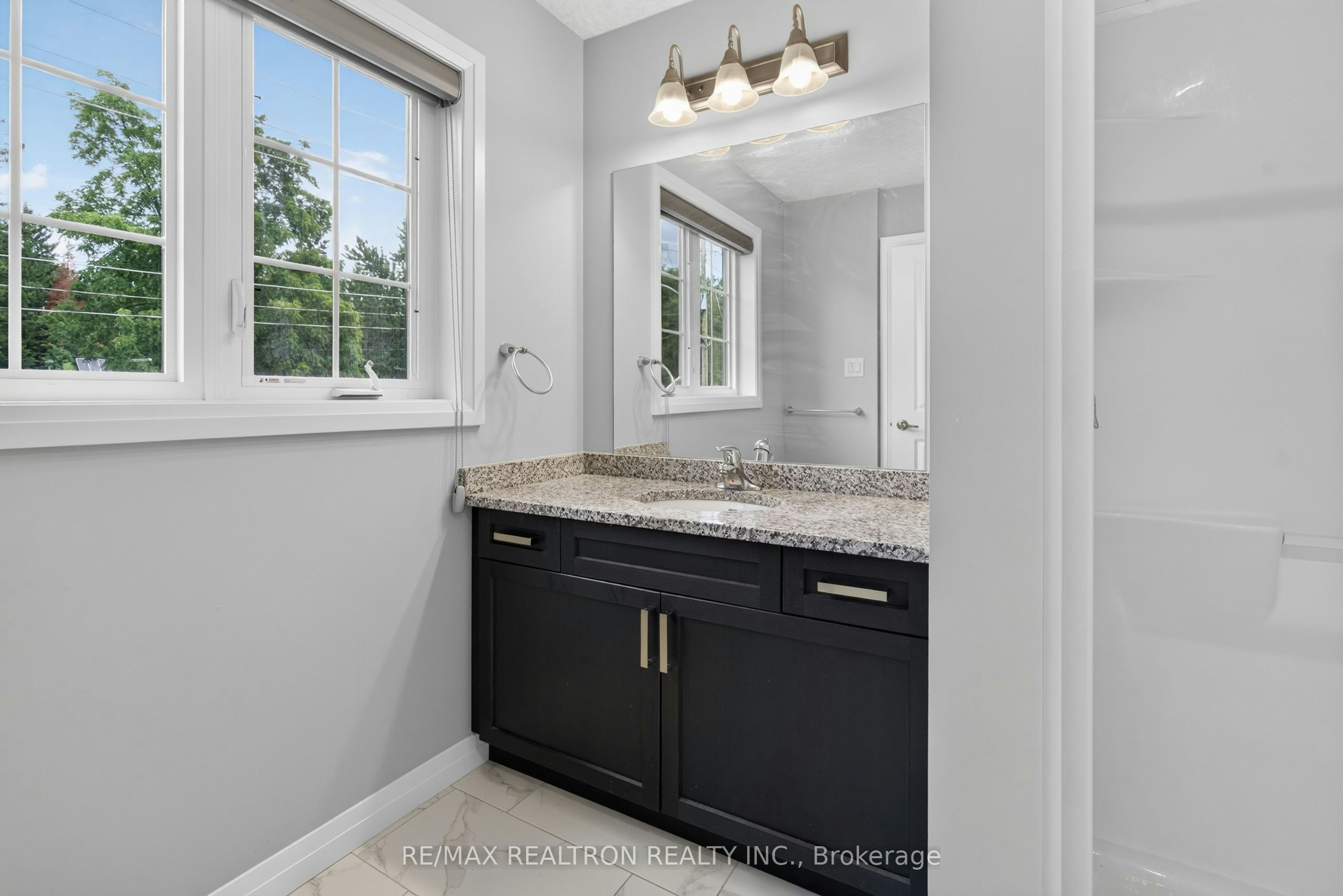 401 Woolwich Street, Waterloo, ON, N2K 0E8 - 35