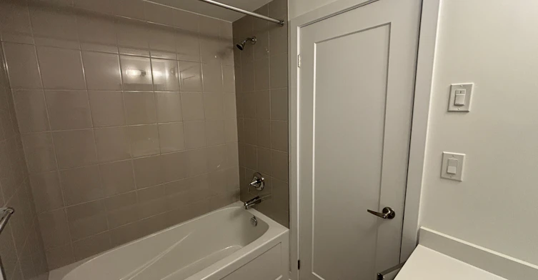 24-42 Lowes Road W, Guelph, ON, N1G 4X2 - 12