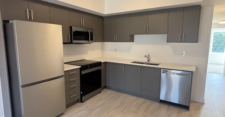 24-42 Lowes Road W, Guelph, ON, N1G 4X2