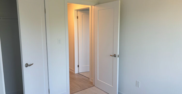 24-42 Lowes Road W, Guelph, ON, N1G 4X2 - 7