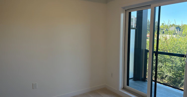 24-42 Lowes Road W, Guelph, ON, N1G 4X2 - 4