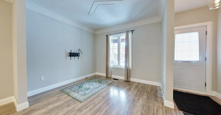 39 Holton Avenue N, Hamilton, ON, L8L 6H3 - 7