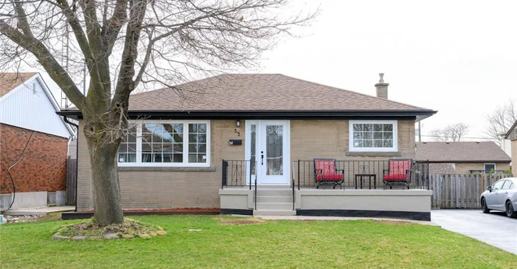Upper-52 Elliott Avenue, Hamilton, ON, L8T 2H8 - 2