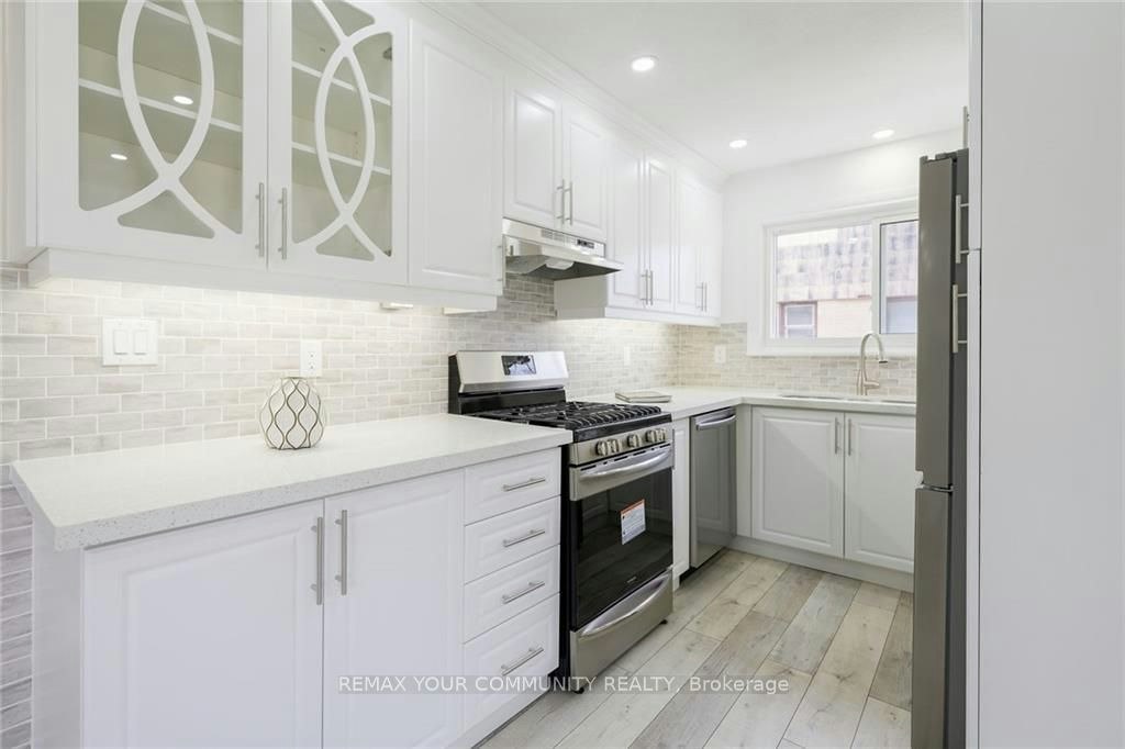 Upper-52 Elliott Avenue, Hamilton, ON, L8T 2H8 - 4