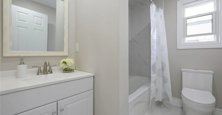 Upper-52 Elliott Avenue, Hamilton, ON, L8T 2H8 - 14