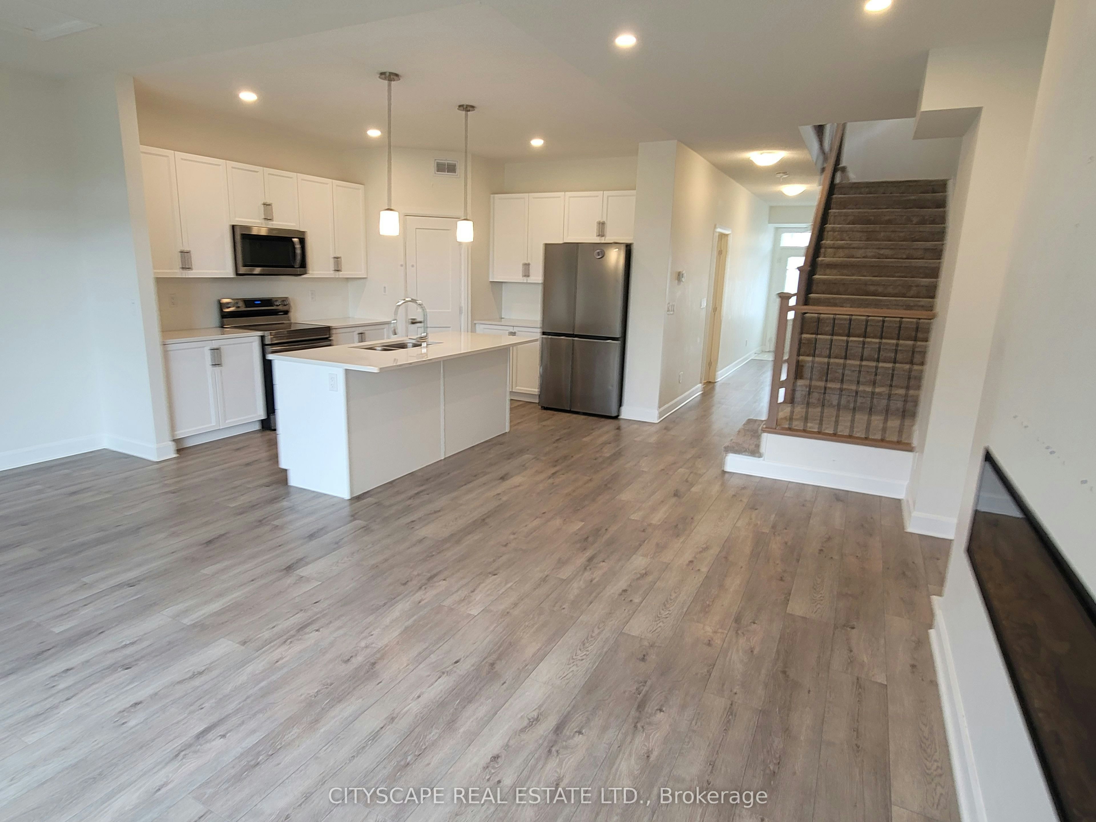 326 Buckthorn Drive, Kingston, ON, K7P 0S1 - 4