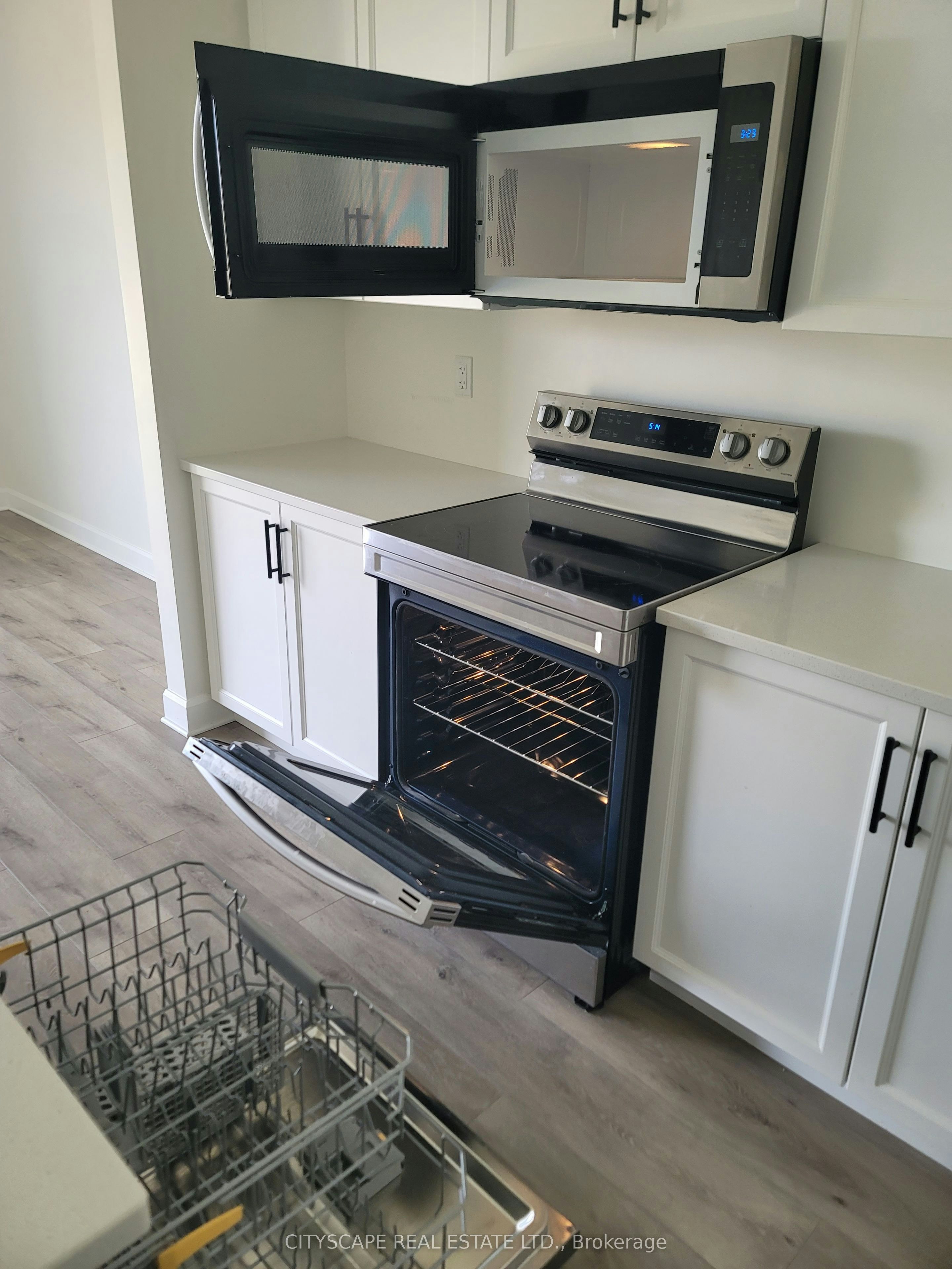 326 Buckthorn Drive, Kingston, ON, K7P 0S1 - 5