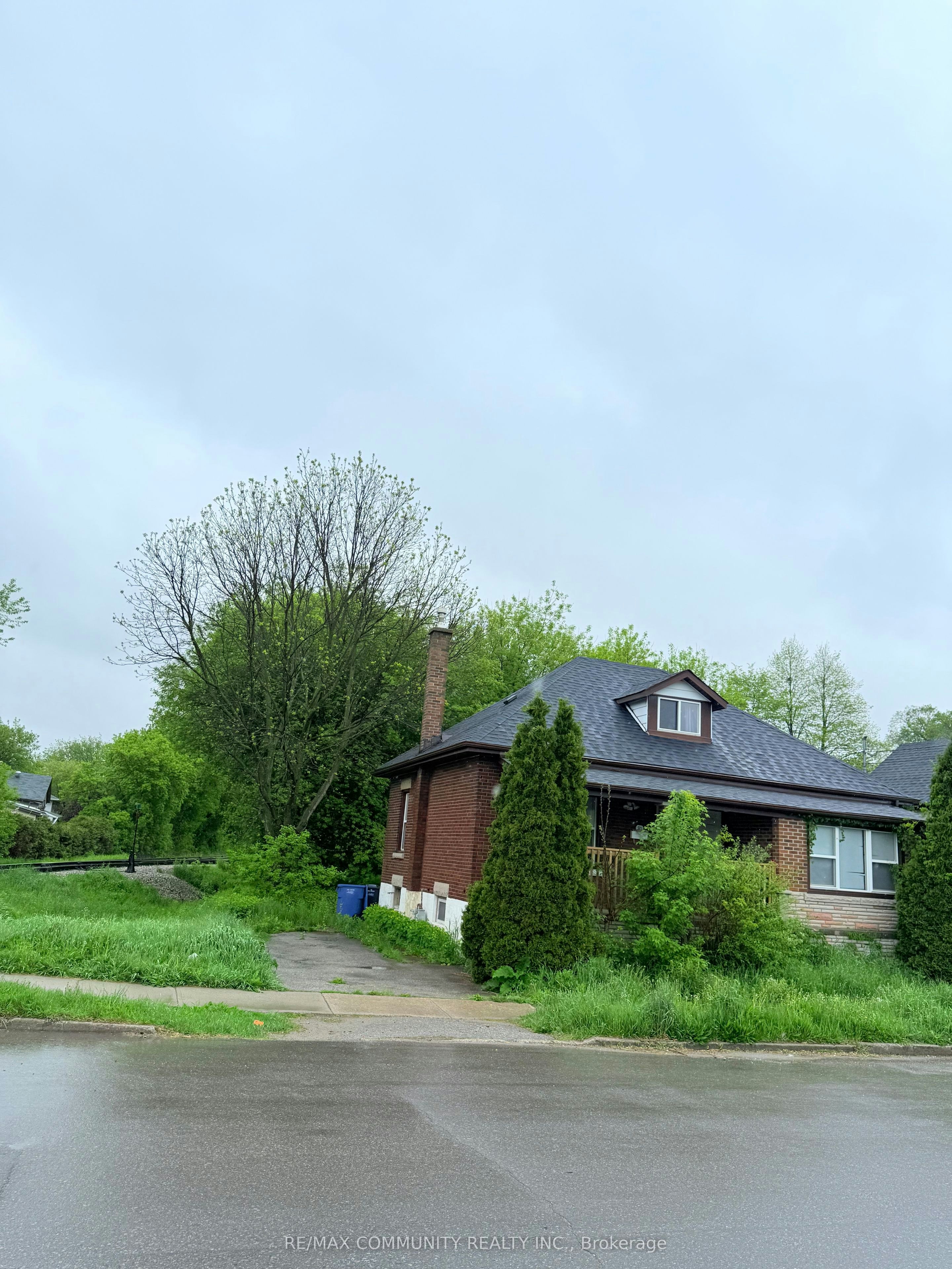 70 Huron Street, Guelph, ON, N1G 5L6