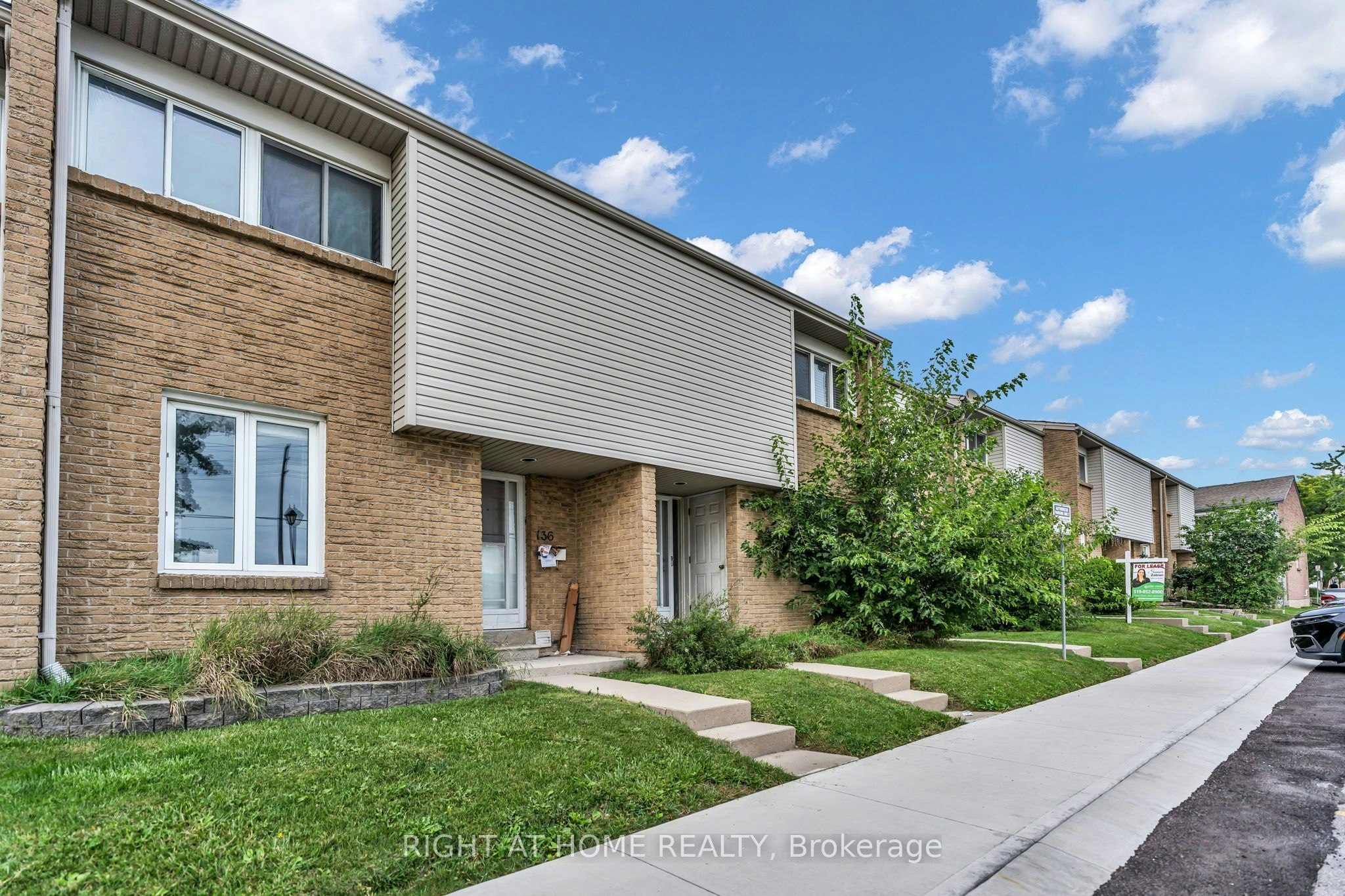 136-500 Osgoode Drive, London, ON, N6E 2G9