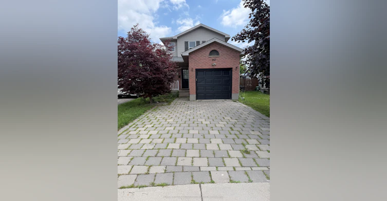 252 Simpson Crescent, London, ON, N5V 5E1