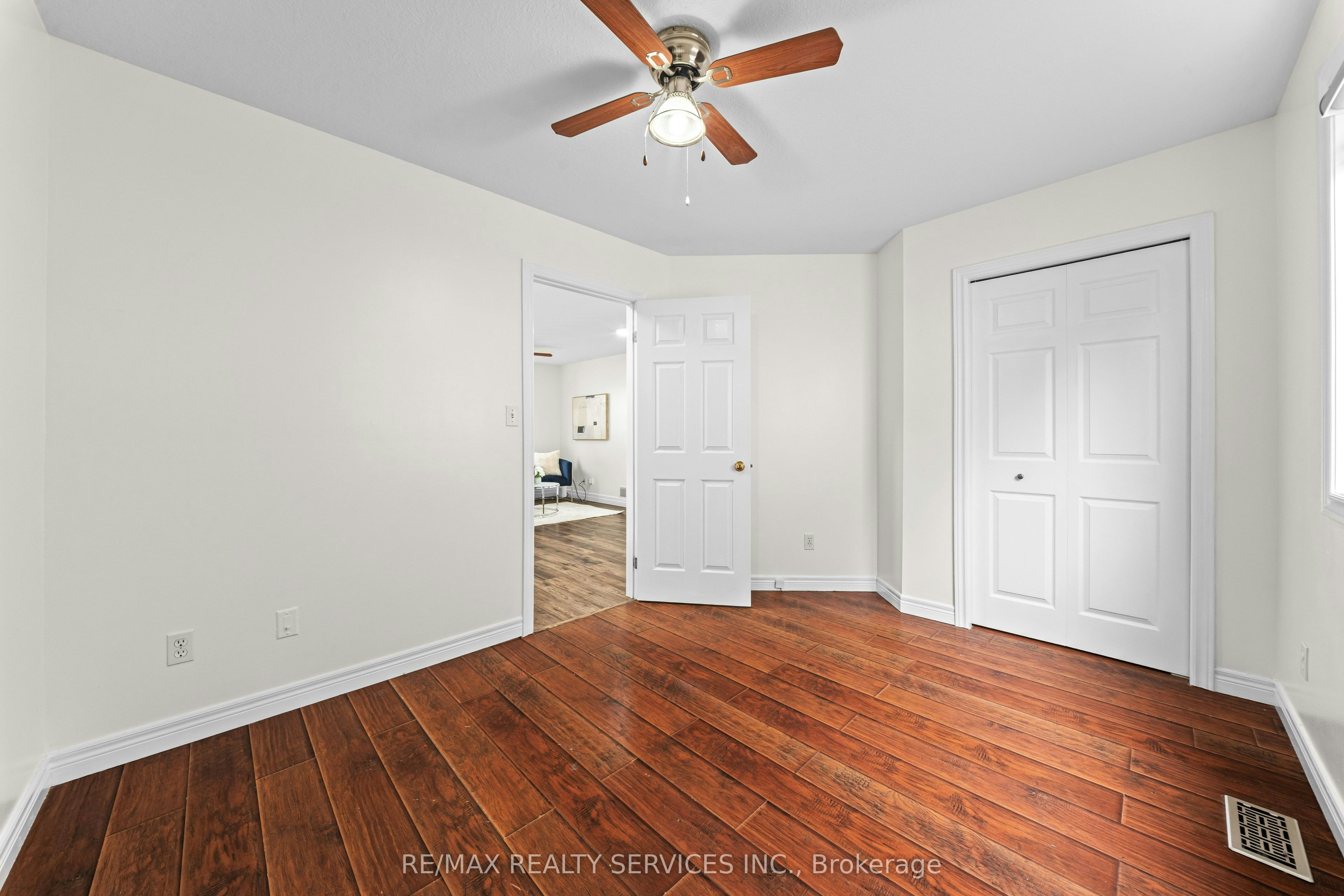 495 Brigantine Drive, Waterloo, ON, N2K 4B7 - 23