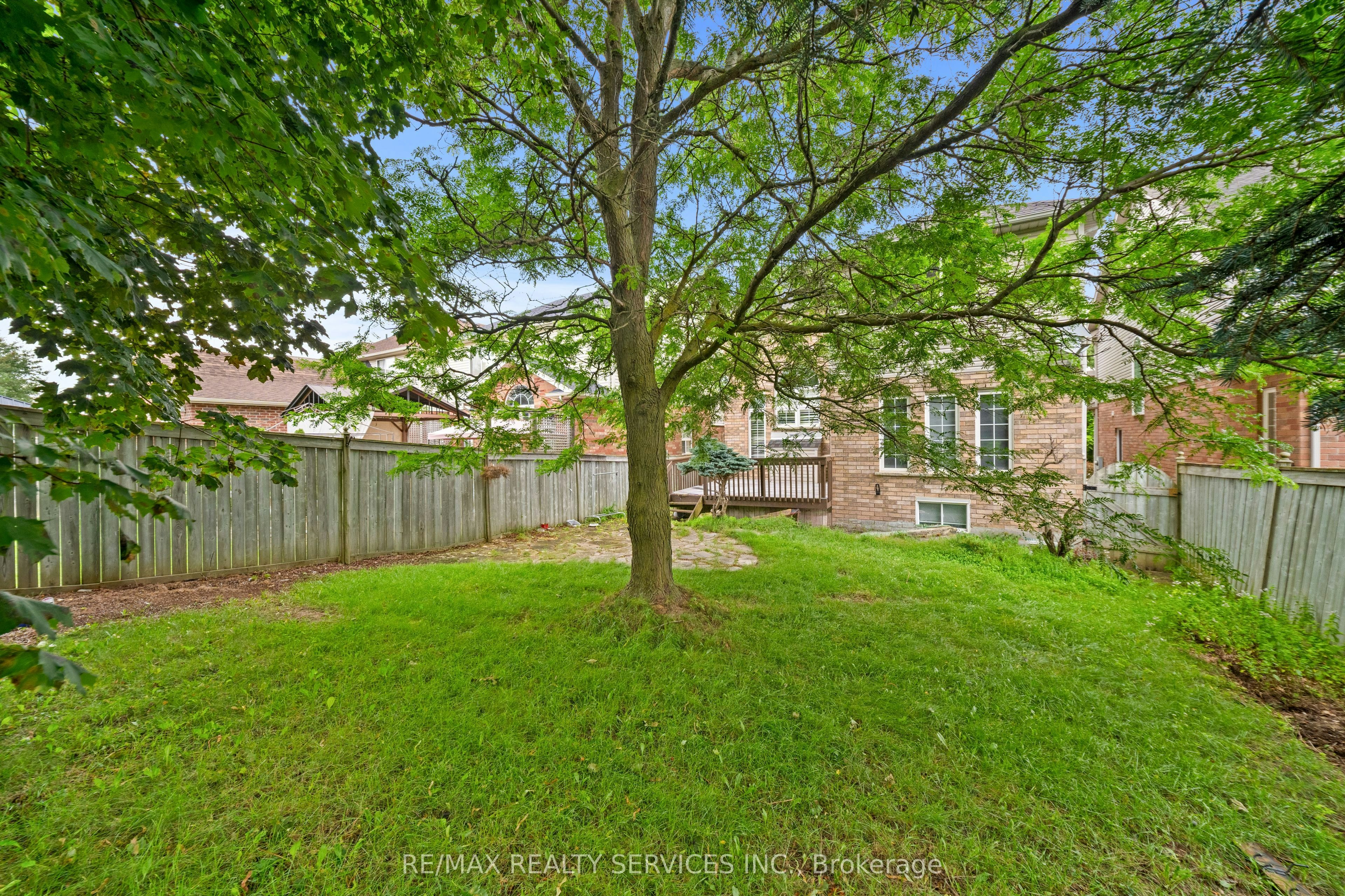 495 Brigantine Drive, Waterloo, ON, N2K 4B7 - 35