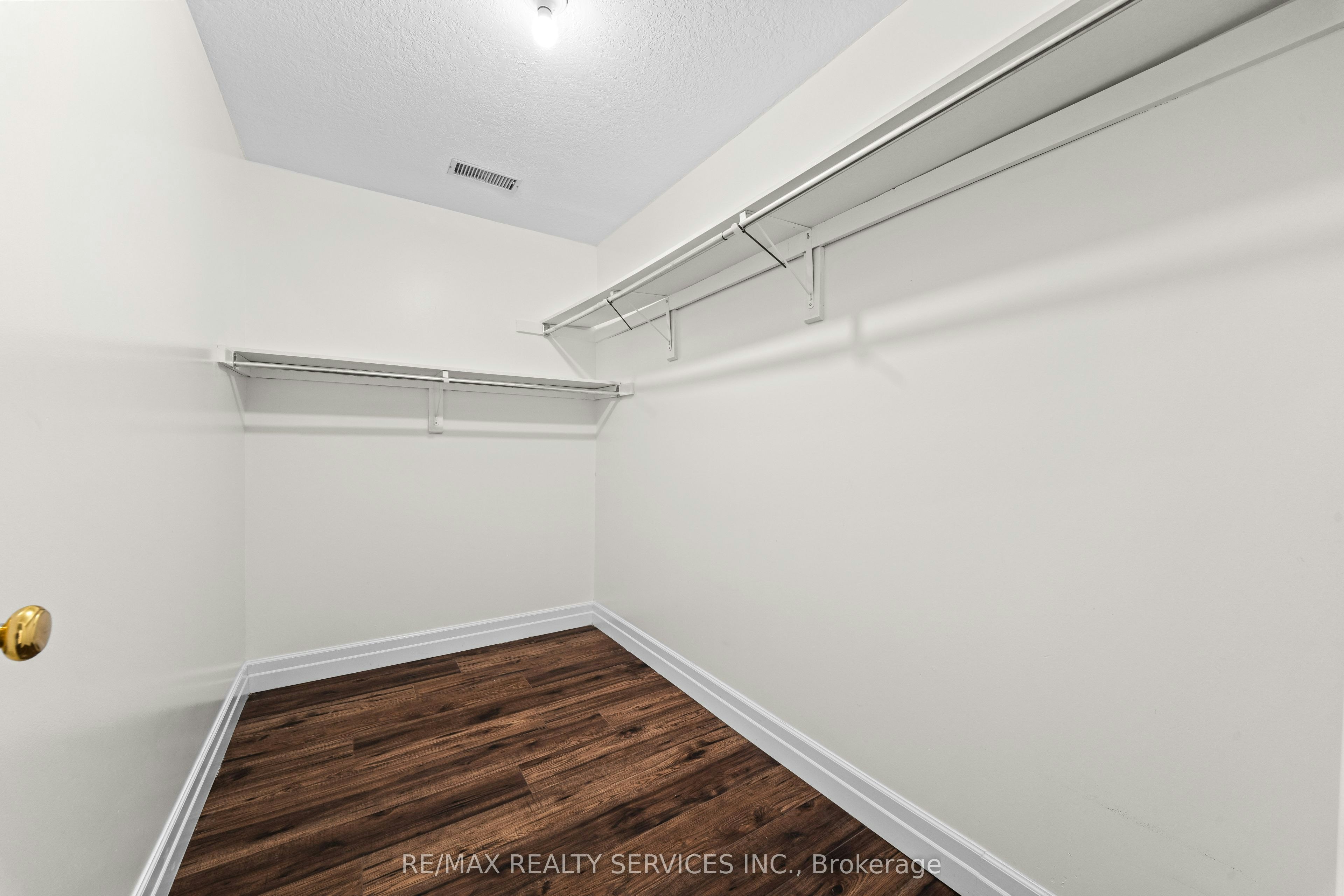 495 Brigantine Drive, Waterloo, ON, N2K 4B7 - 31