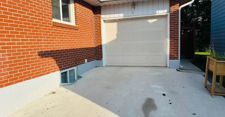 35 Silver Aspen Crescent, Kitchener, ON, N2N 1H5 - 3