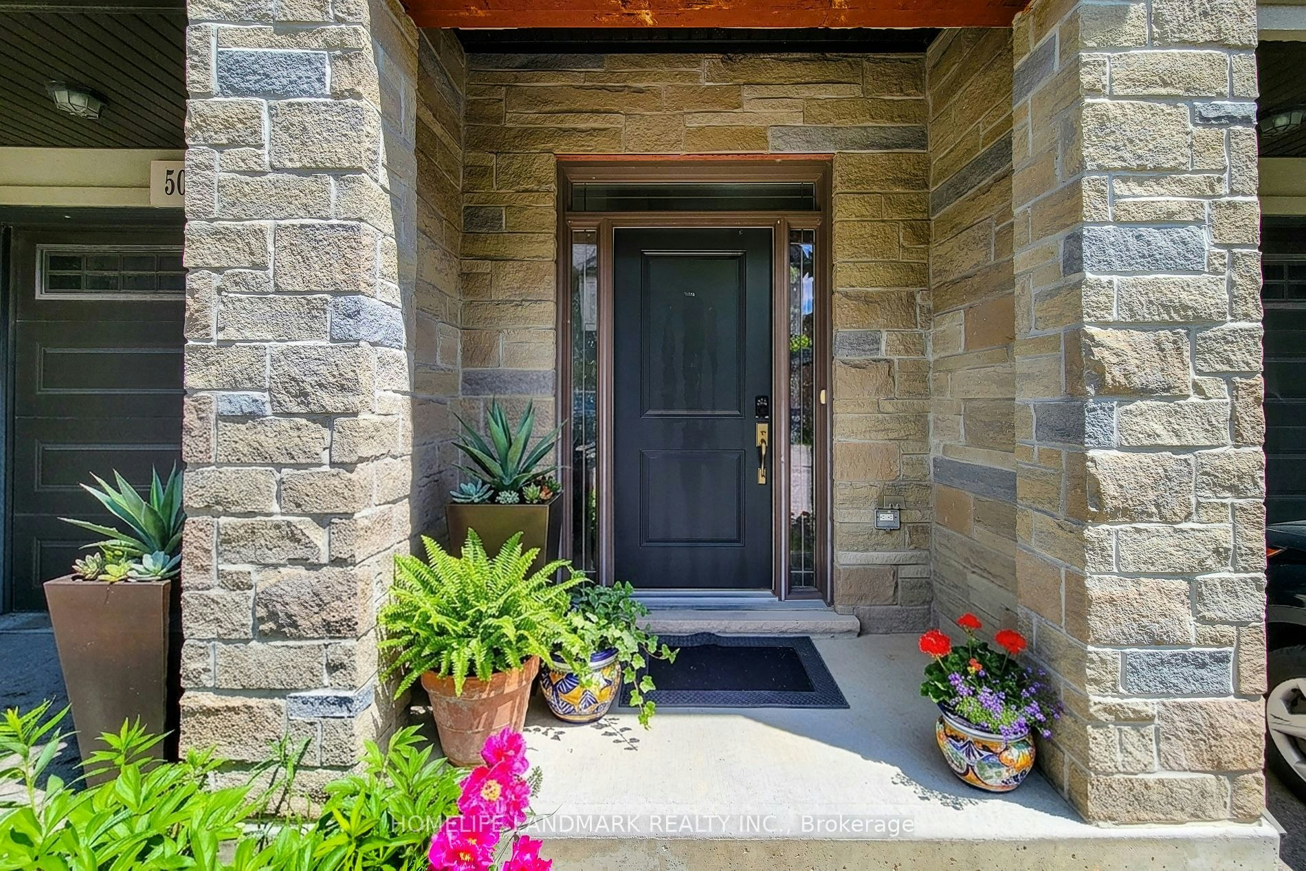 52 Sonoma Valley Crescent, Hamilton, ON, L9B 0J3 - 3