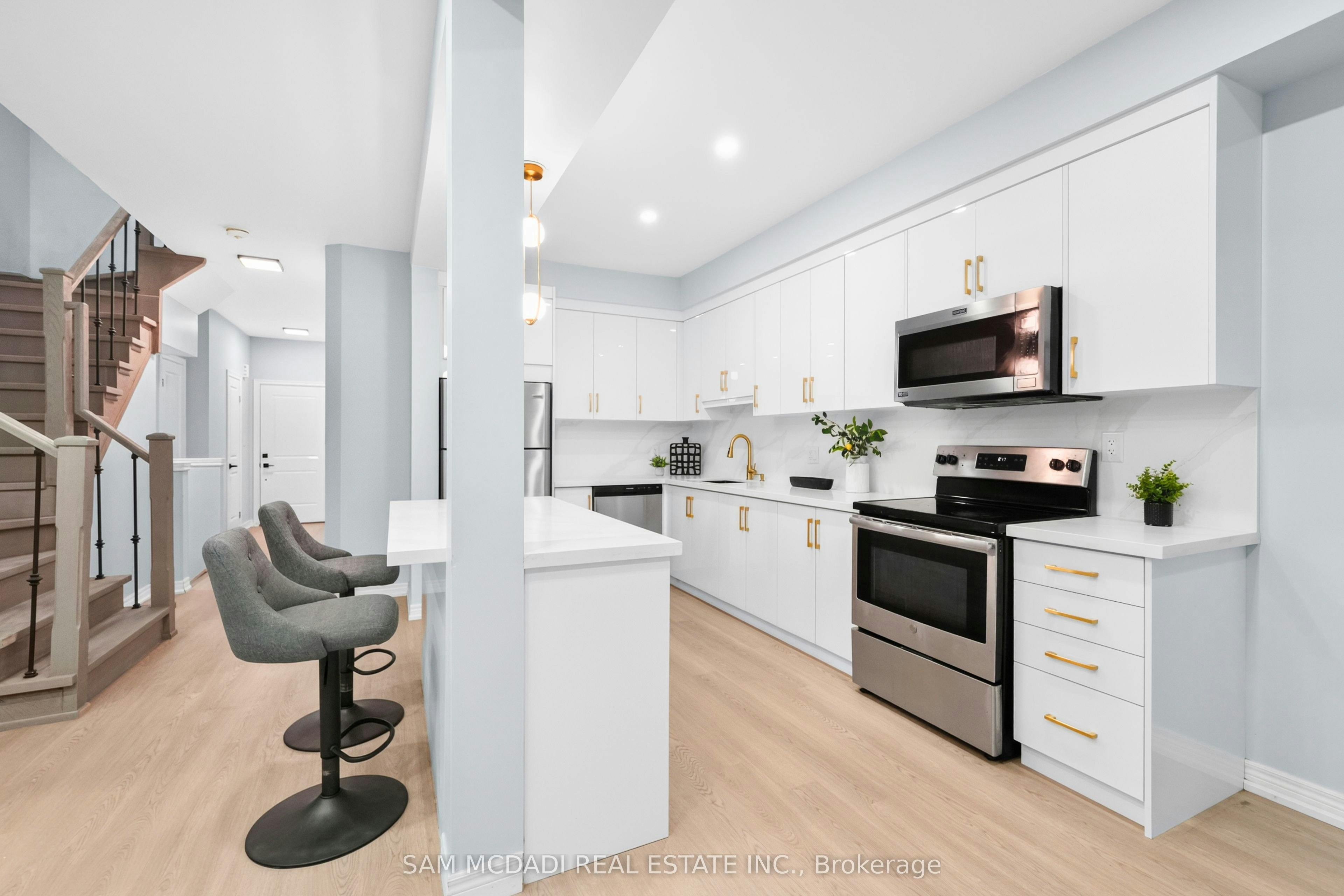 26 Dayman Drive, Hamilton, ON, L9K 0J9 - 11