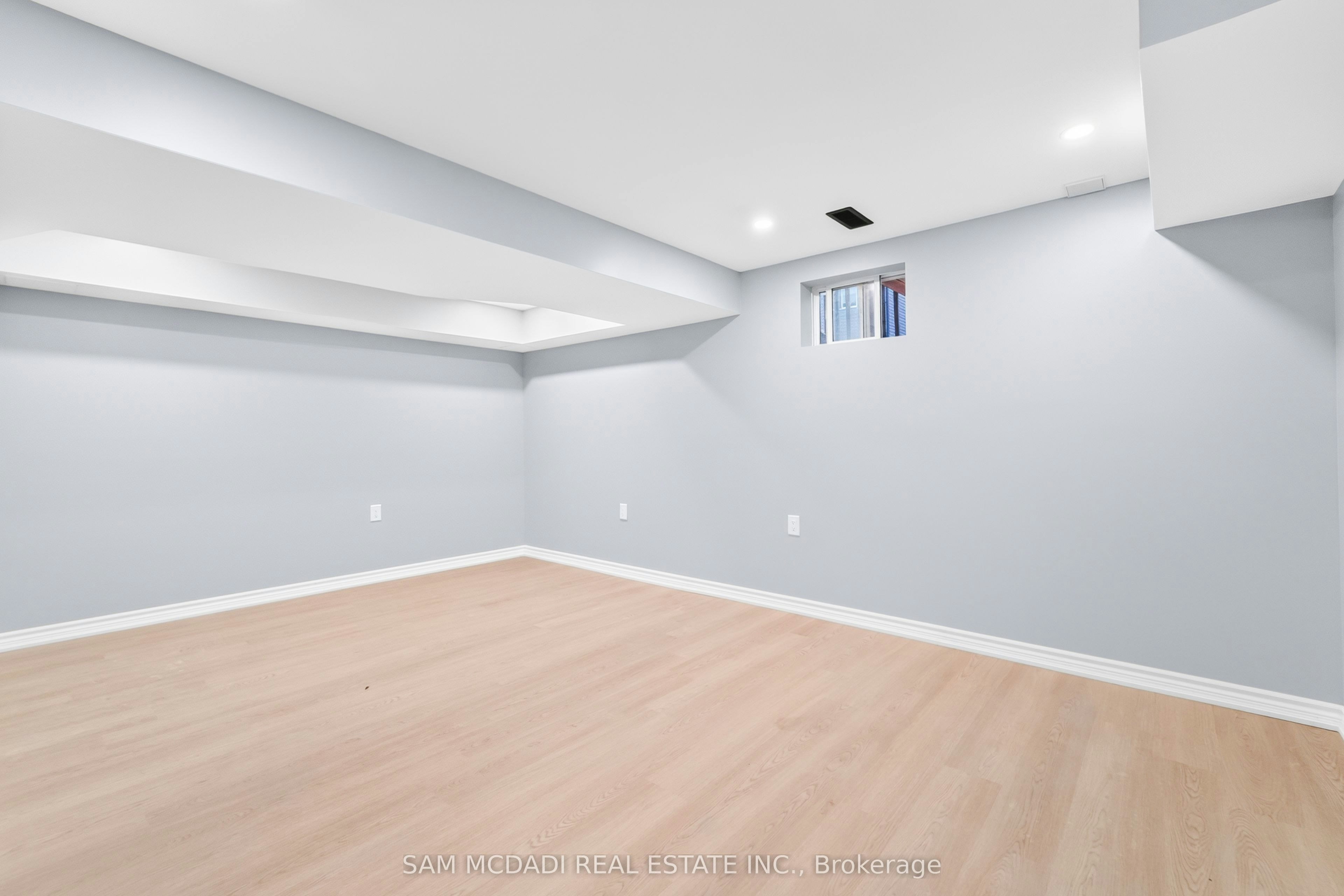 26 Dayman Drive, Hamilton, ON, L9K 0J9 - 27