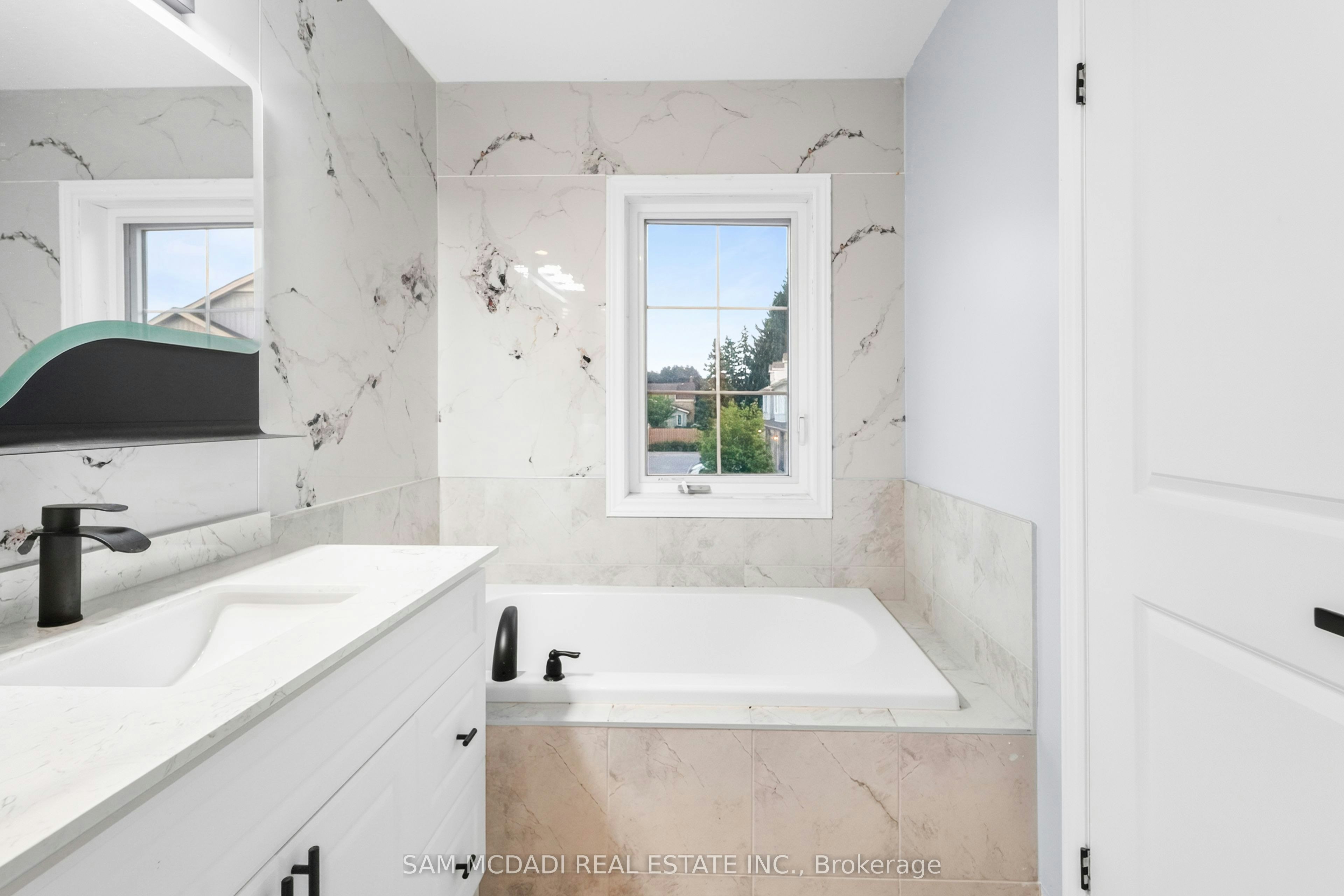 26 Dayman Drive, Hamilton, ON, L9K 0J9 - 20