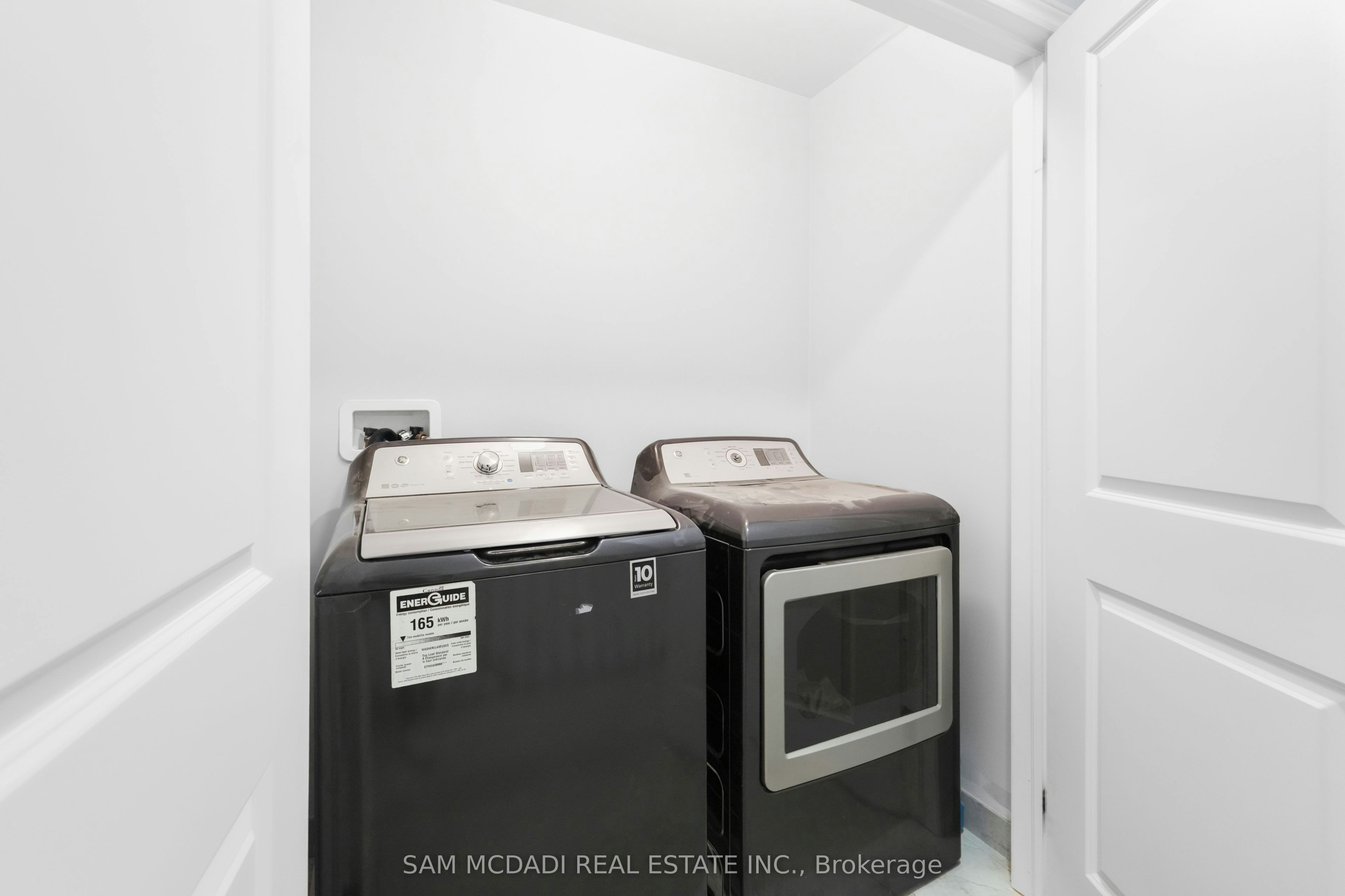 26 Dayman Drive, Hamilton, ON, L9K 0J9 - 22