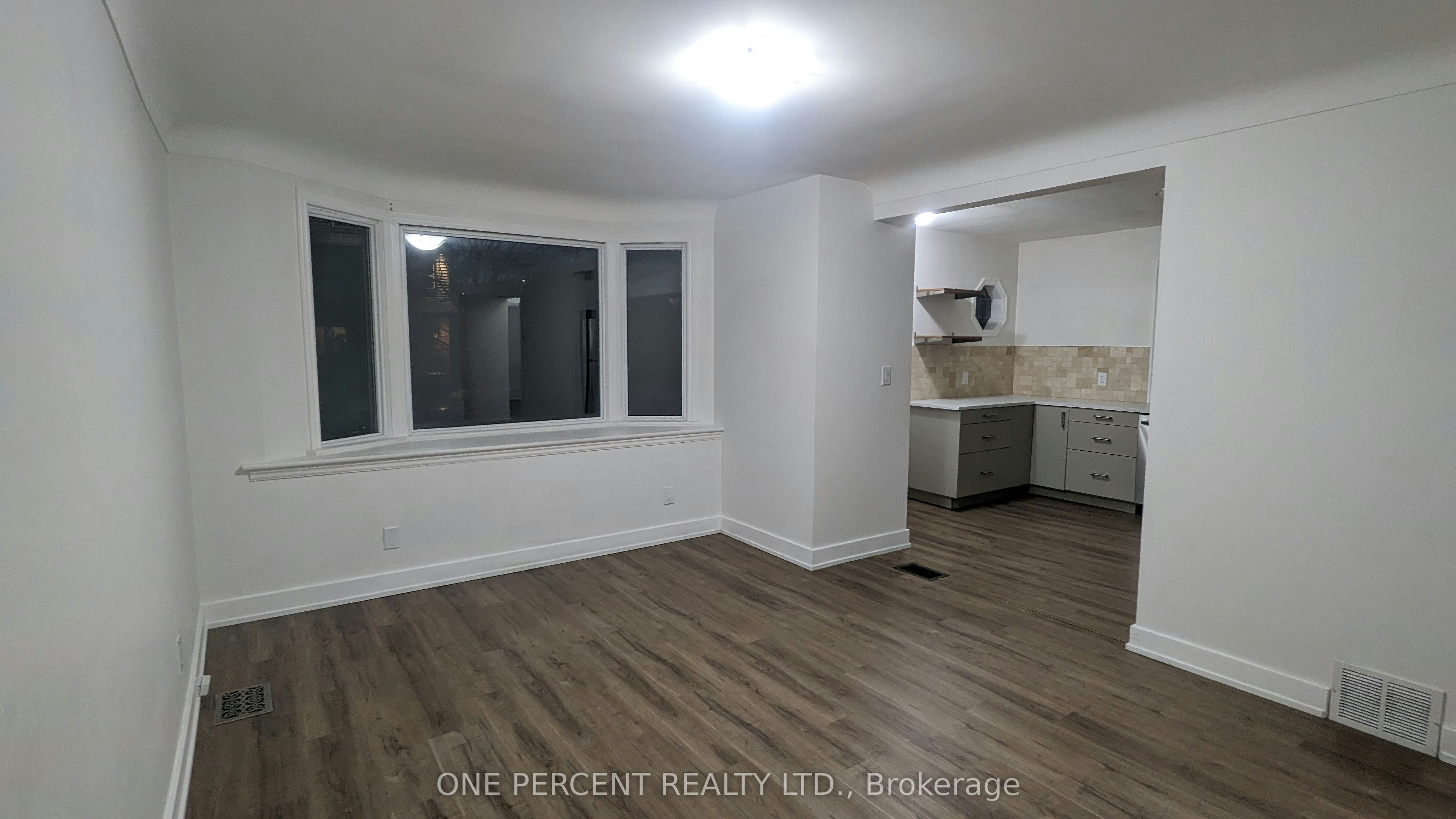 1-249 East 18th Street, Hamilton, ON, L9A 4P5 - 2